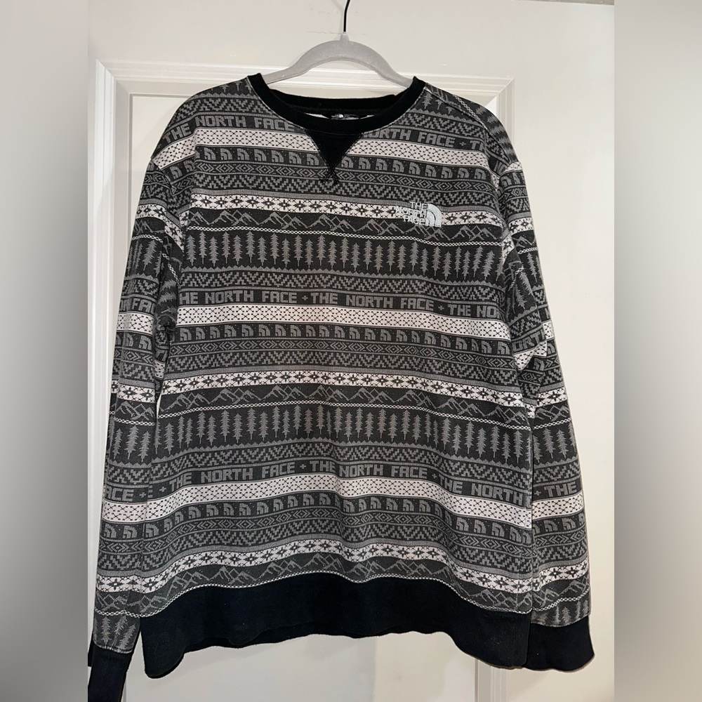 The North Face Light Weight Crewneck